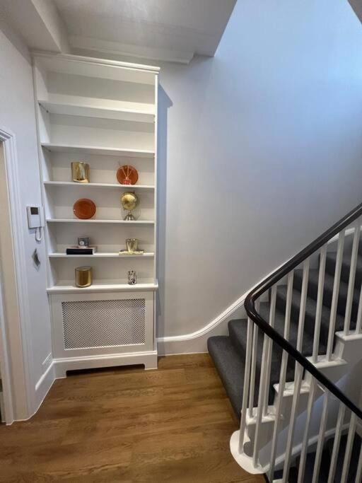 Flat In The Heart Of Holland Park Apartment London Ngoại thất bức ảnh